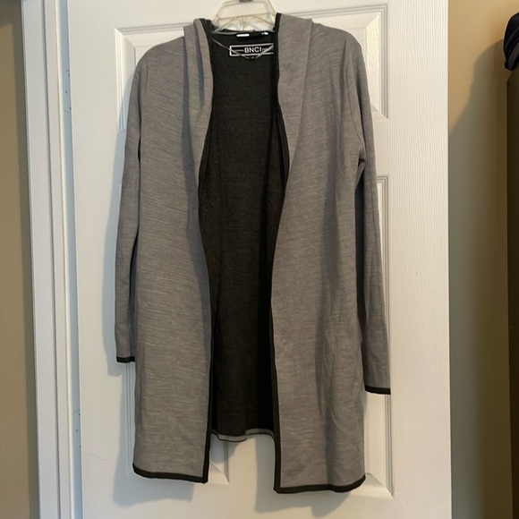 BNCI Sweaters - BNCI by Blanc Noir women’s gray open cardigan size medium